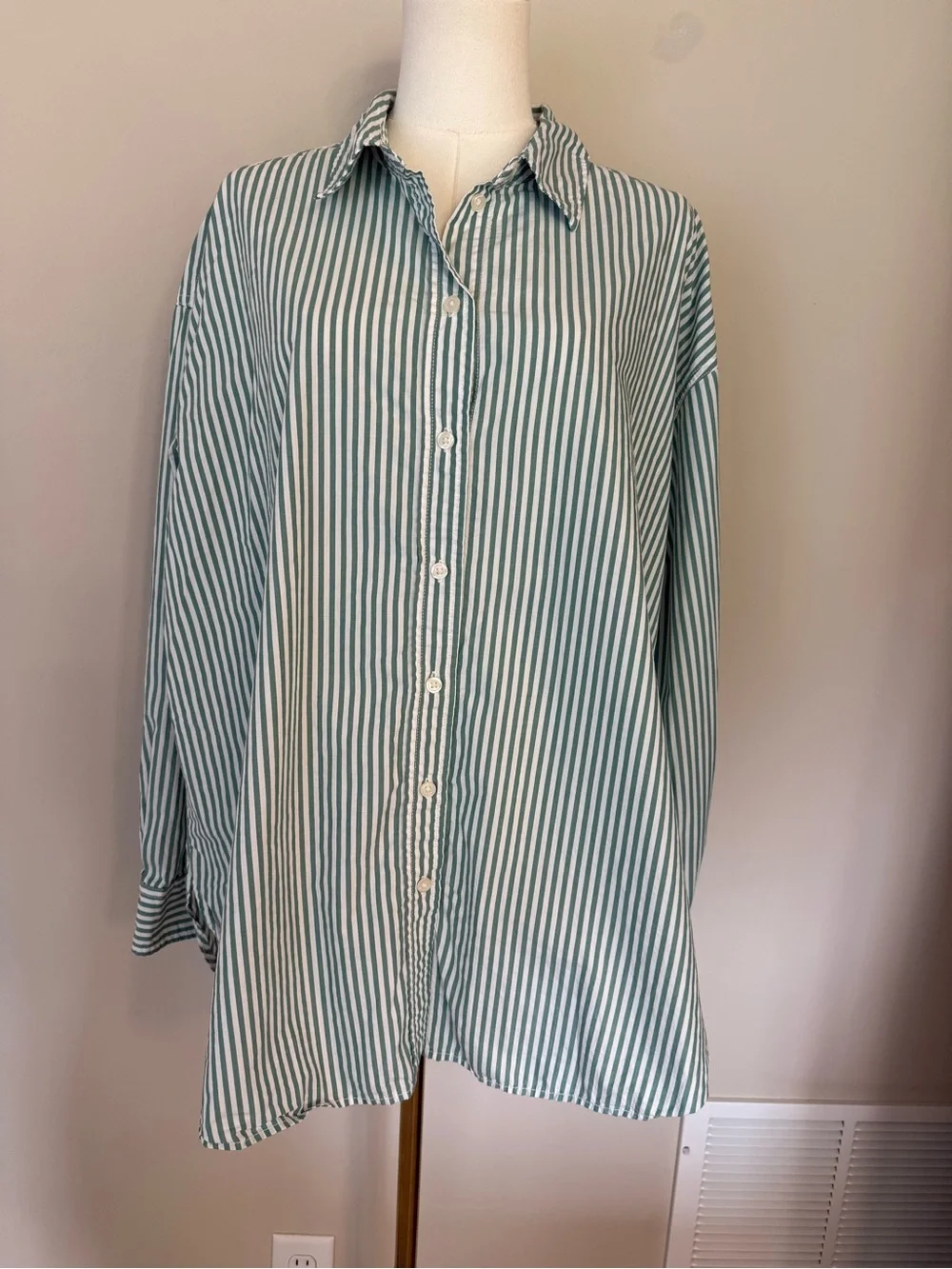 Universal Thread Green White Striped Oversized Cotton Button Down Boy Shirt L - Picture 2 of 10